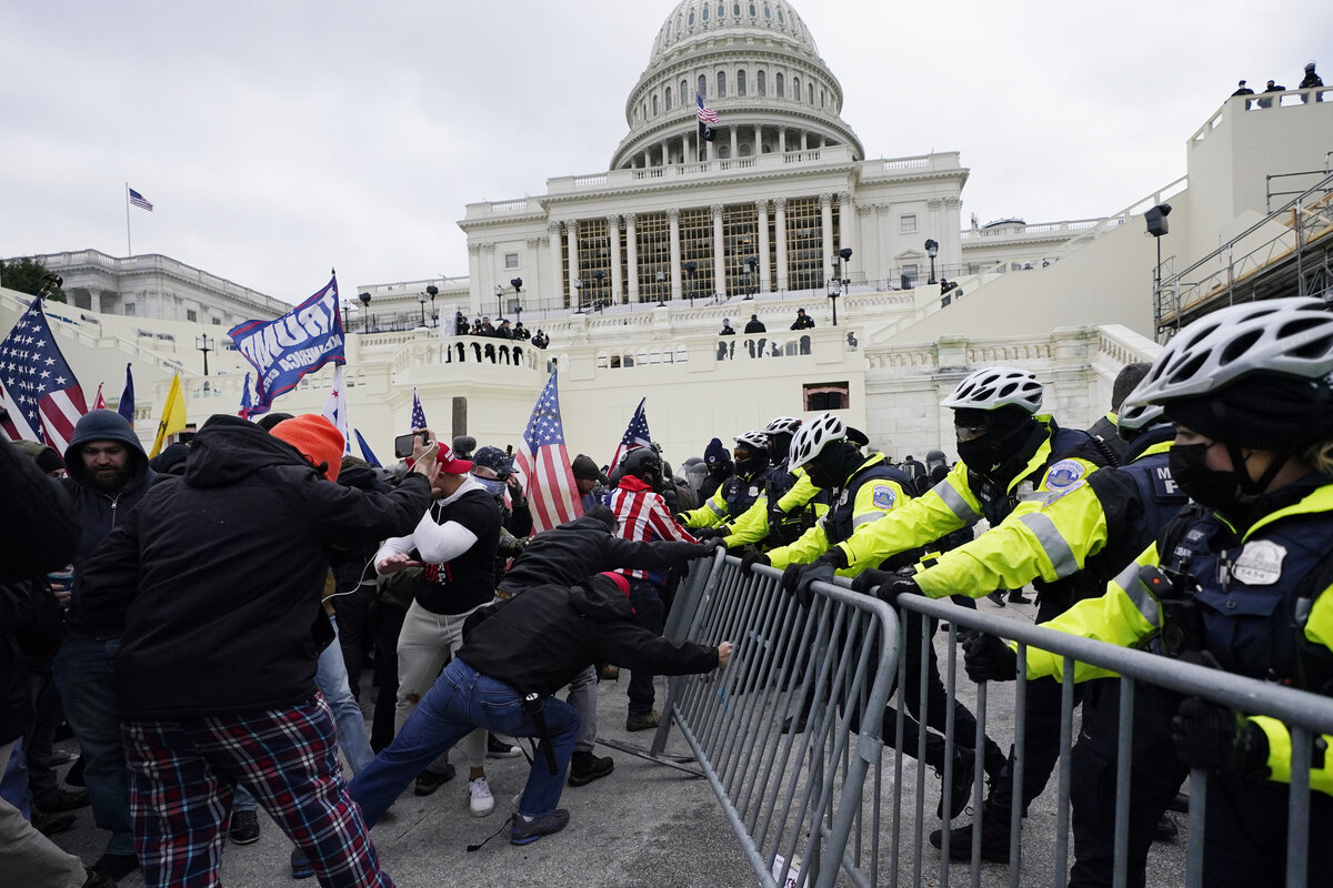     Штурм Капитолия / AP Photo/Julio Cortez