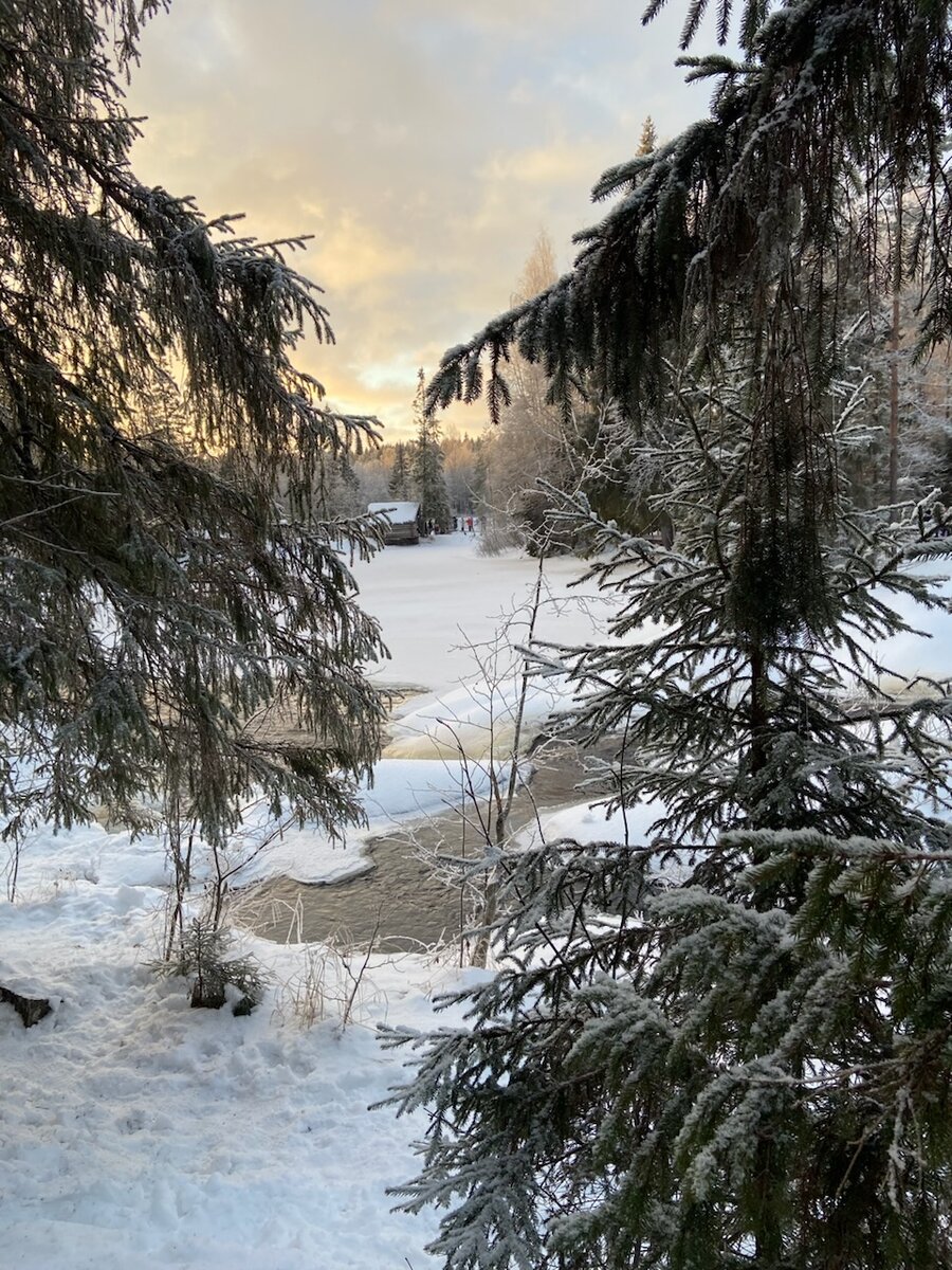 Карелия. Водопады Ахвенкоски.