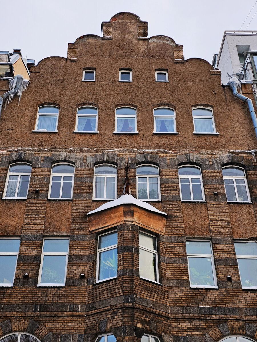 Фото: Парадная гостья