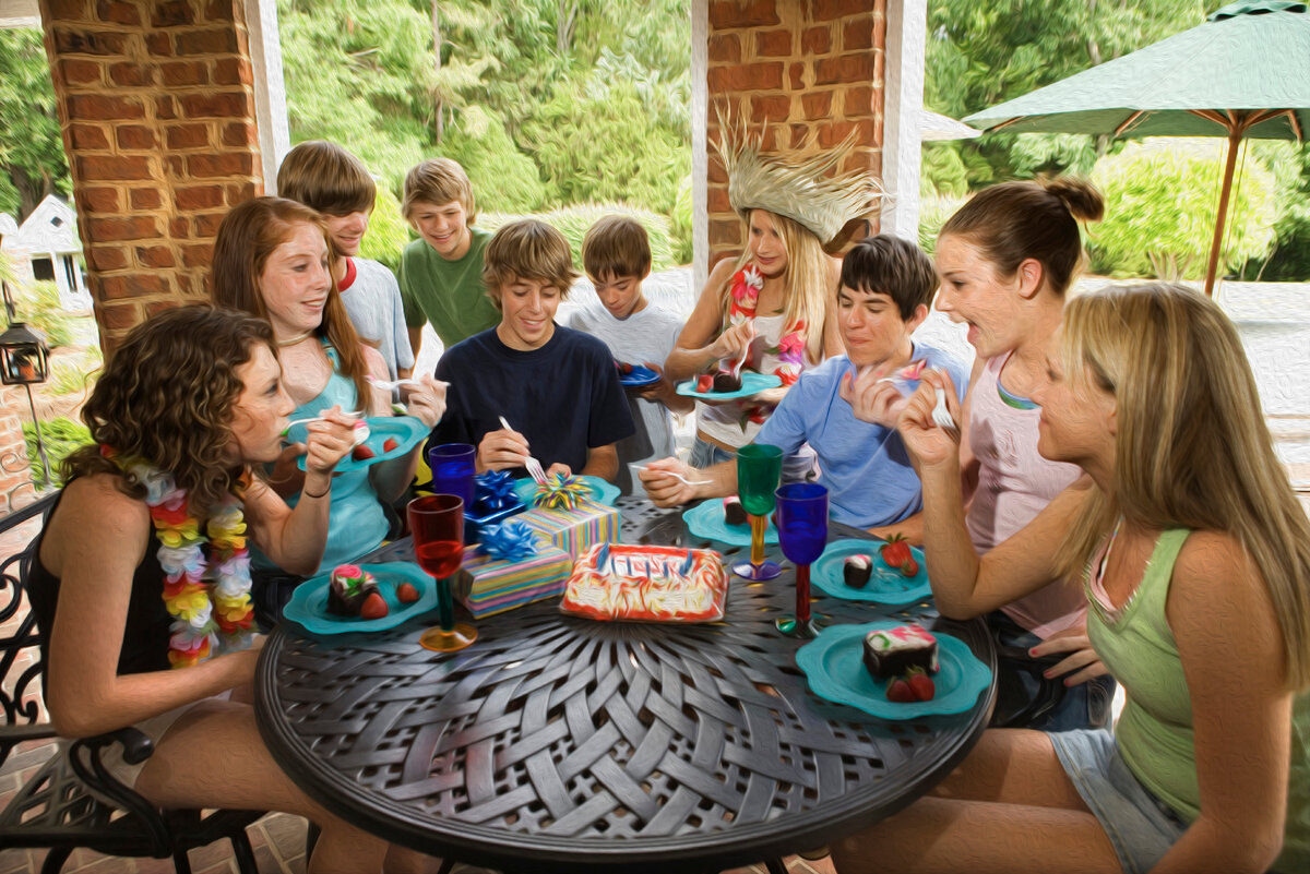 Сделайте все возможное, чтобы он чувствовал себя особенным и любимым в этот особый день. И не забывайте о важности семейного тепла и радости, которые вы будете дарить своему ребенку на протяжении всего года.