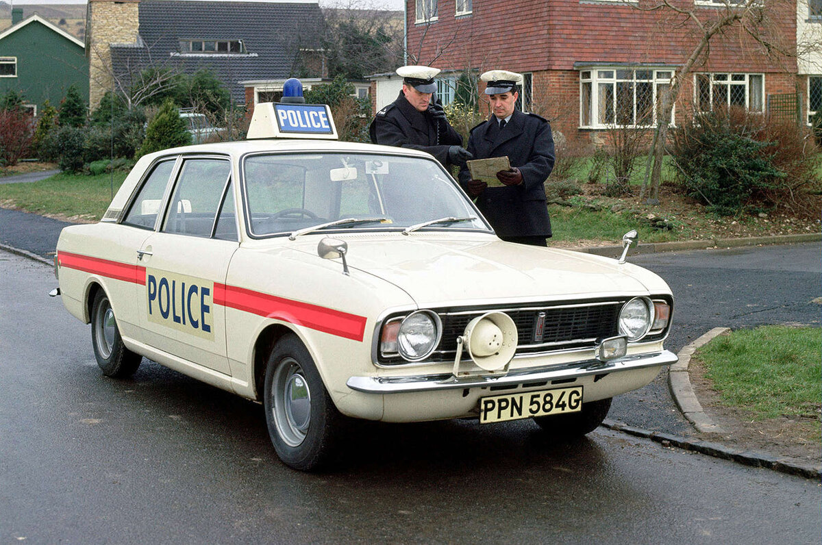 renault 1100 police