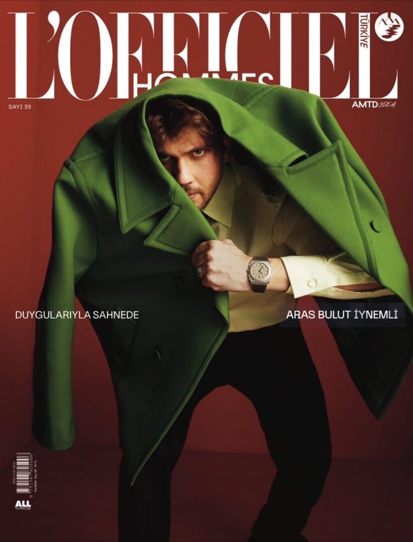 Арас Булут Ийнемли на обложке январского номера журнала L'Officiel. Картинка из Интернета.