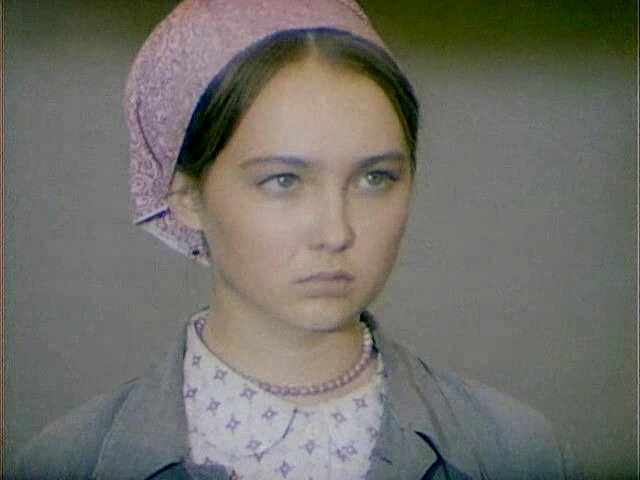 Фил м тени исчезают в полдень. Тени исчезают в полдень фото. Тени исчезают в полдень фото. Пистимея морозова тени исчезают в полдень. Нина русланова в фильме тени исчезают в полдень.