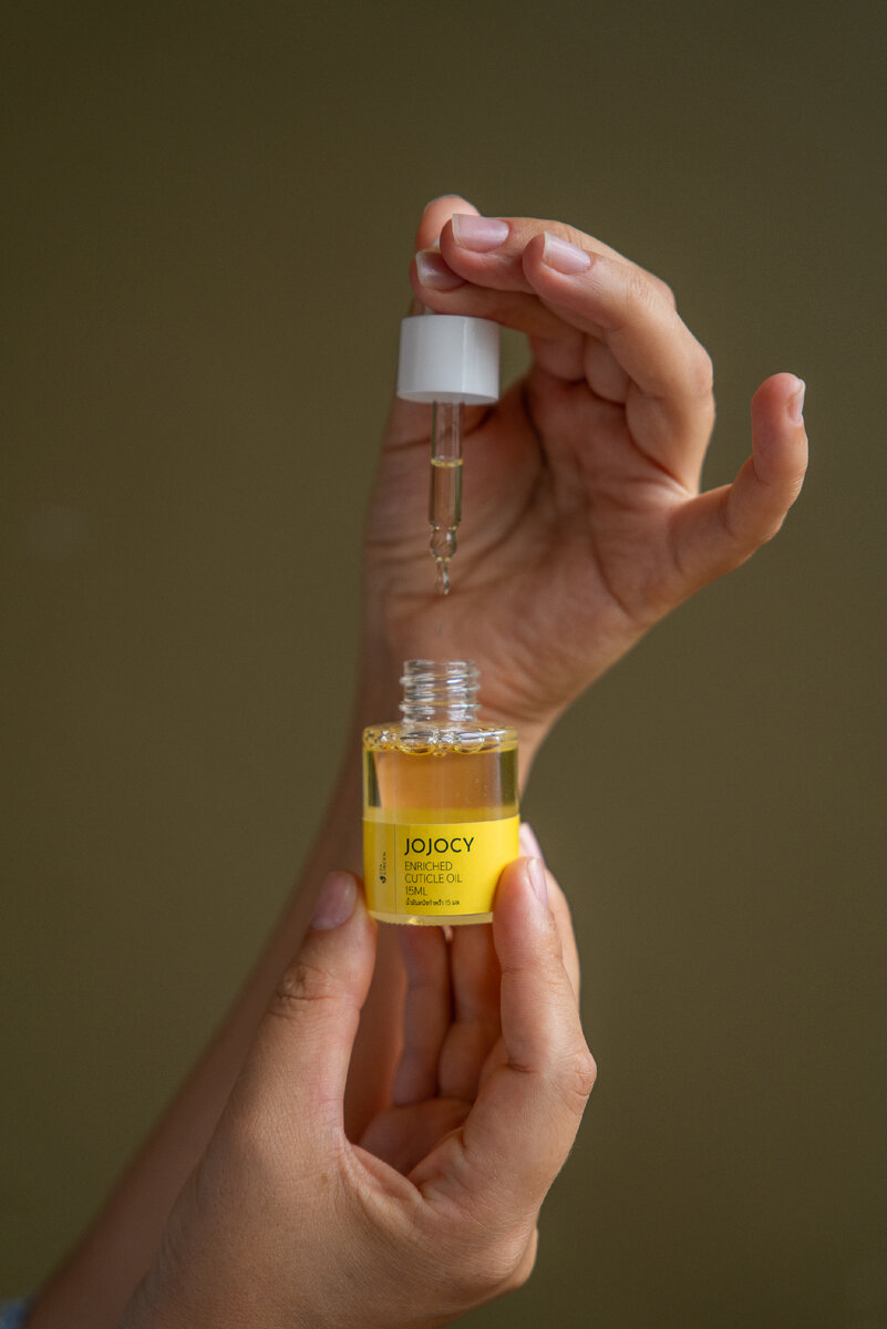 LYA LINCEN Масло-бустер JOJOCY для кутикулы и ногтей с витамином E 