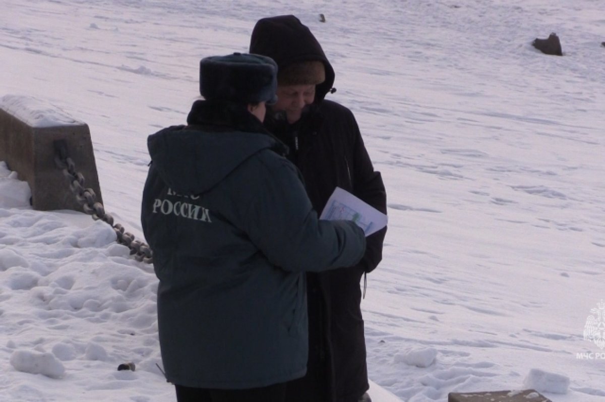   Хабаровчанам напоминают об опасности нахождения на льду