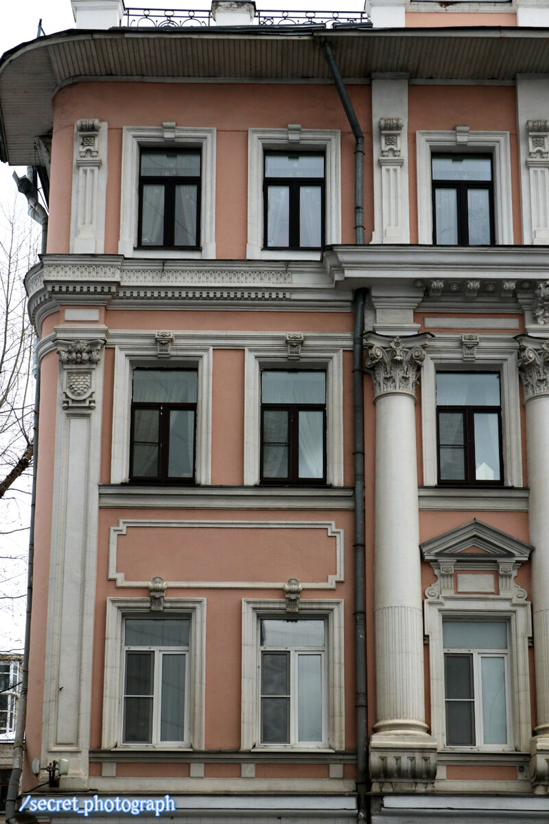 М. Дом агафуровых екатеринбург. Дом купцов агафуровых екб. Усадьба купцов агафуровых в екатеринбурге. Дом купца коробкова екатеринбург 19 века.