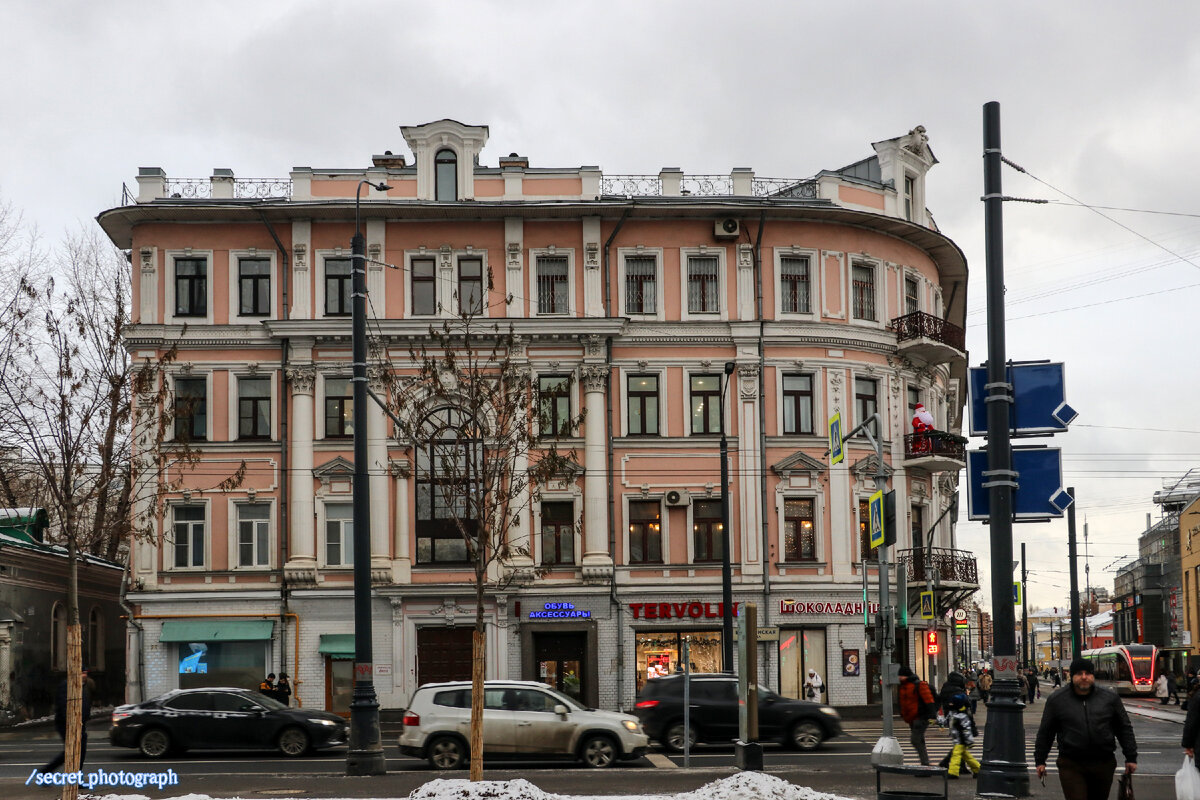 Два дома купцов Рахмановых в Немецкой слободе, или Такие разные судьбы  старинной архитектуры * | Тайный фотограф Москвы | Дзен