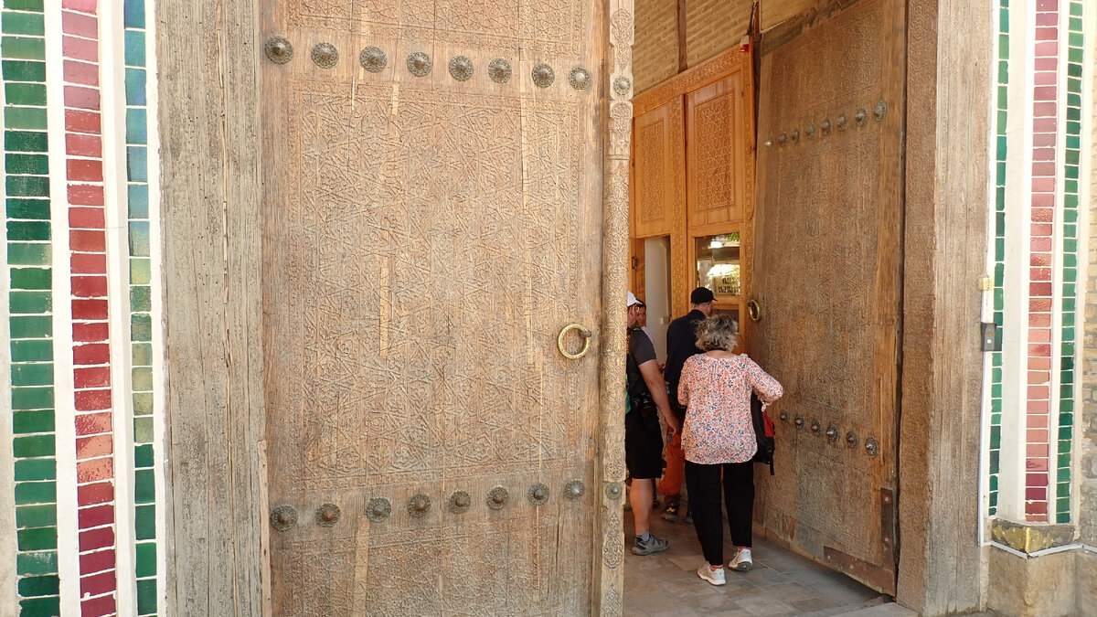 Касса сразу после них