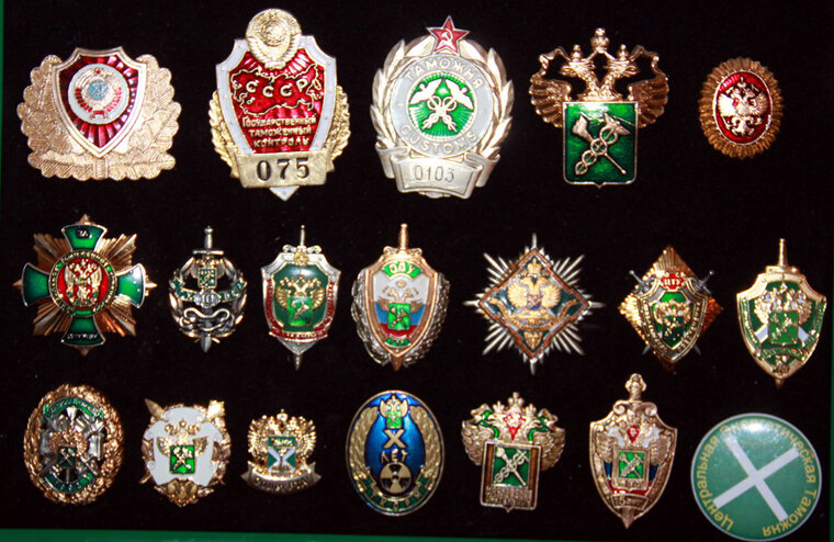 Таможенные органы нашей страны породили множество памятных предметов, которые когда-то будут культурными ценностями...