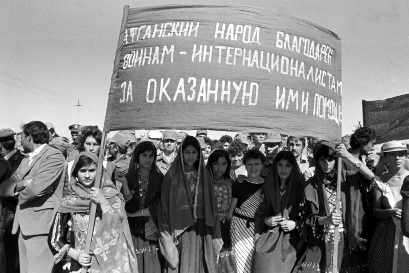 Вывод советских войск из Афганистана. Фото: Георгий Надеждин.ТАСС