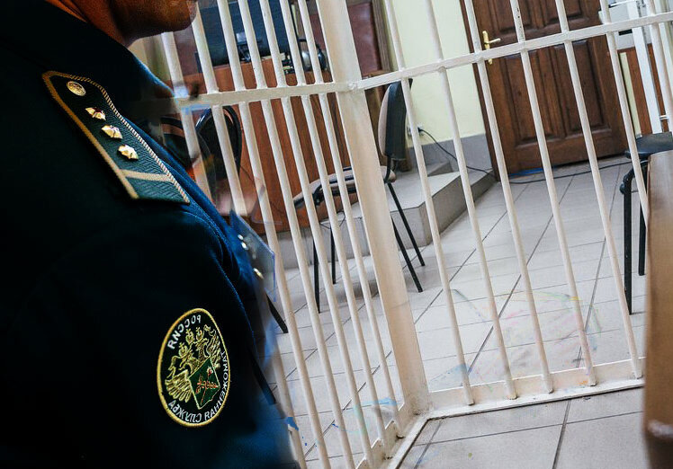 Сколько ж дурных инспекторов оказалось за решёткой...