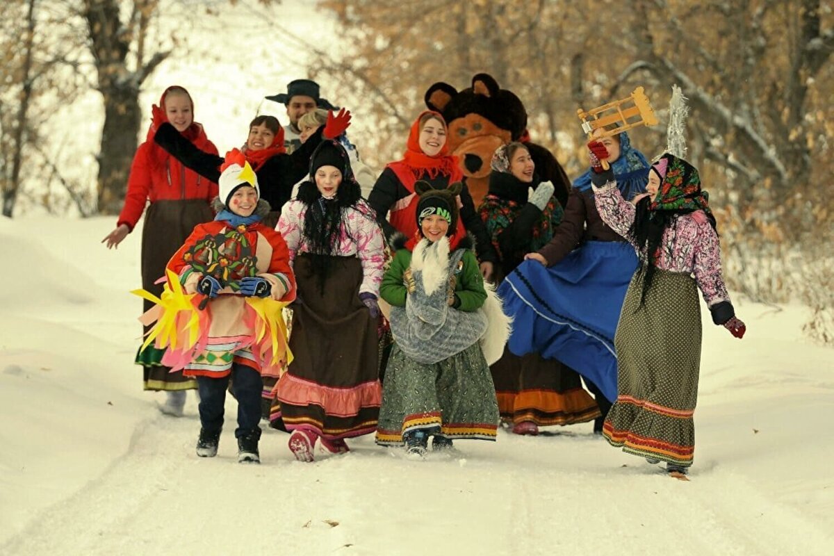 Новогодние традиции народов