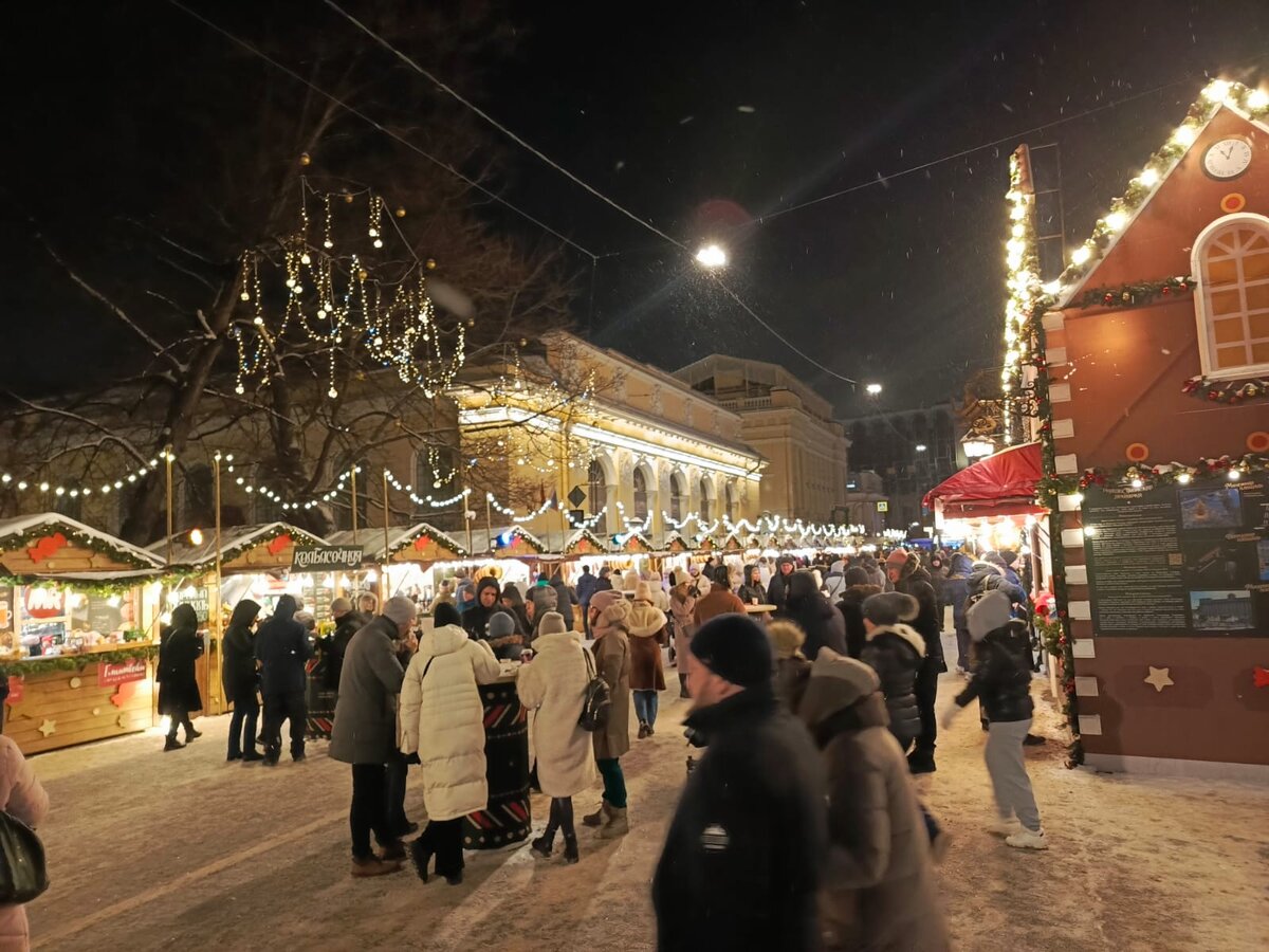 Встретить новый год в питере