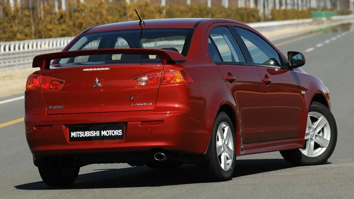 Выбираем Mitsubishi Lancer X: версии, цены, слабые места | Что взять? Авто  с пробегом | Дзен