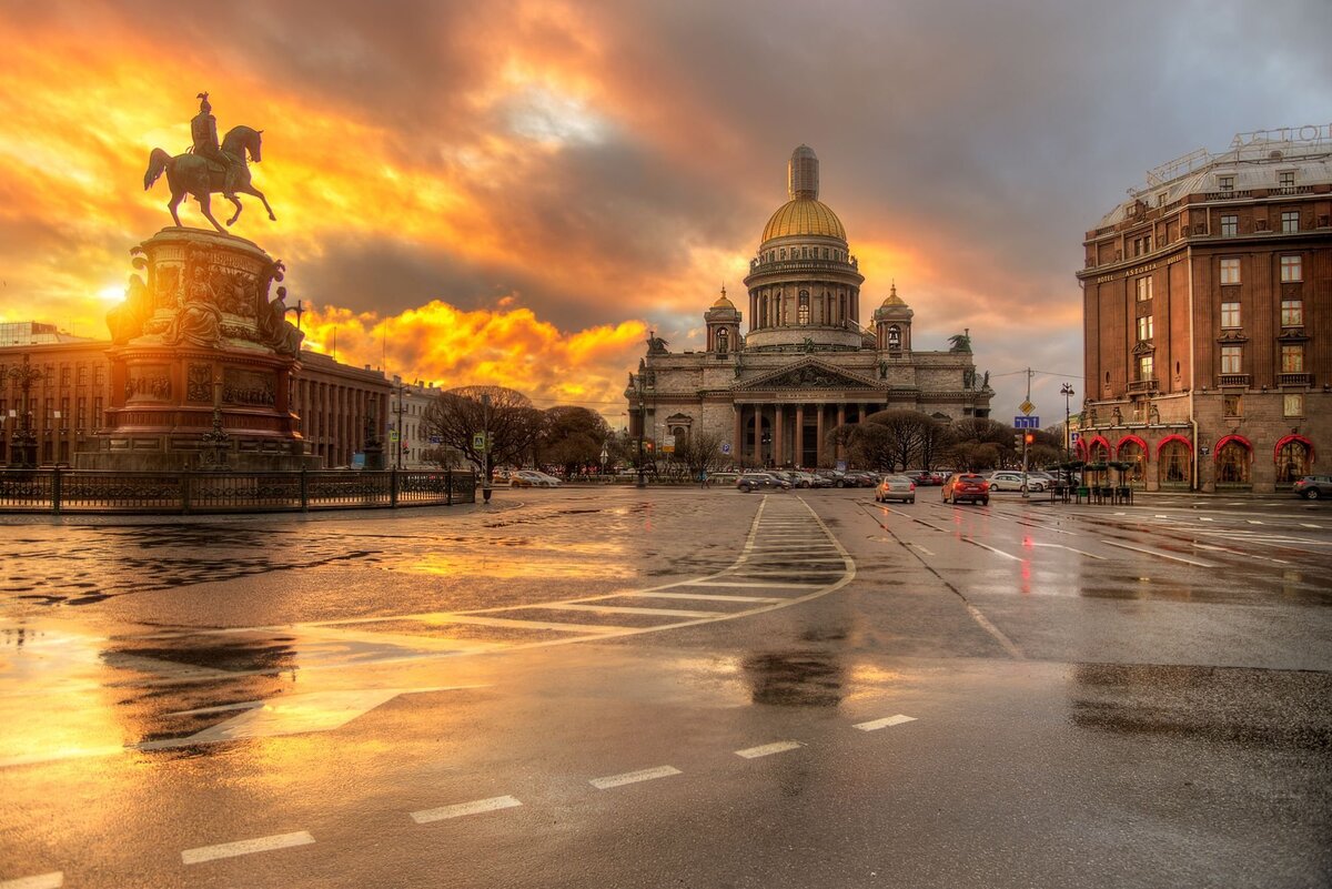 Новогодние каникулы: в Санкт-Петербург