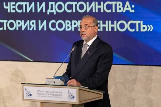    Владимир Путин наградил орденом главу «Мегапира» Александра Каньшина