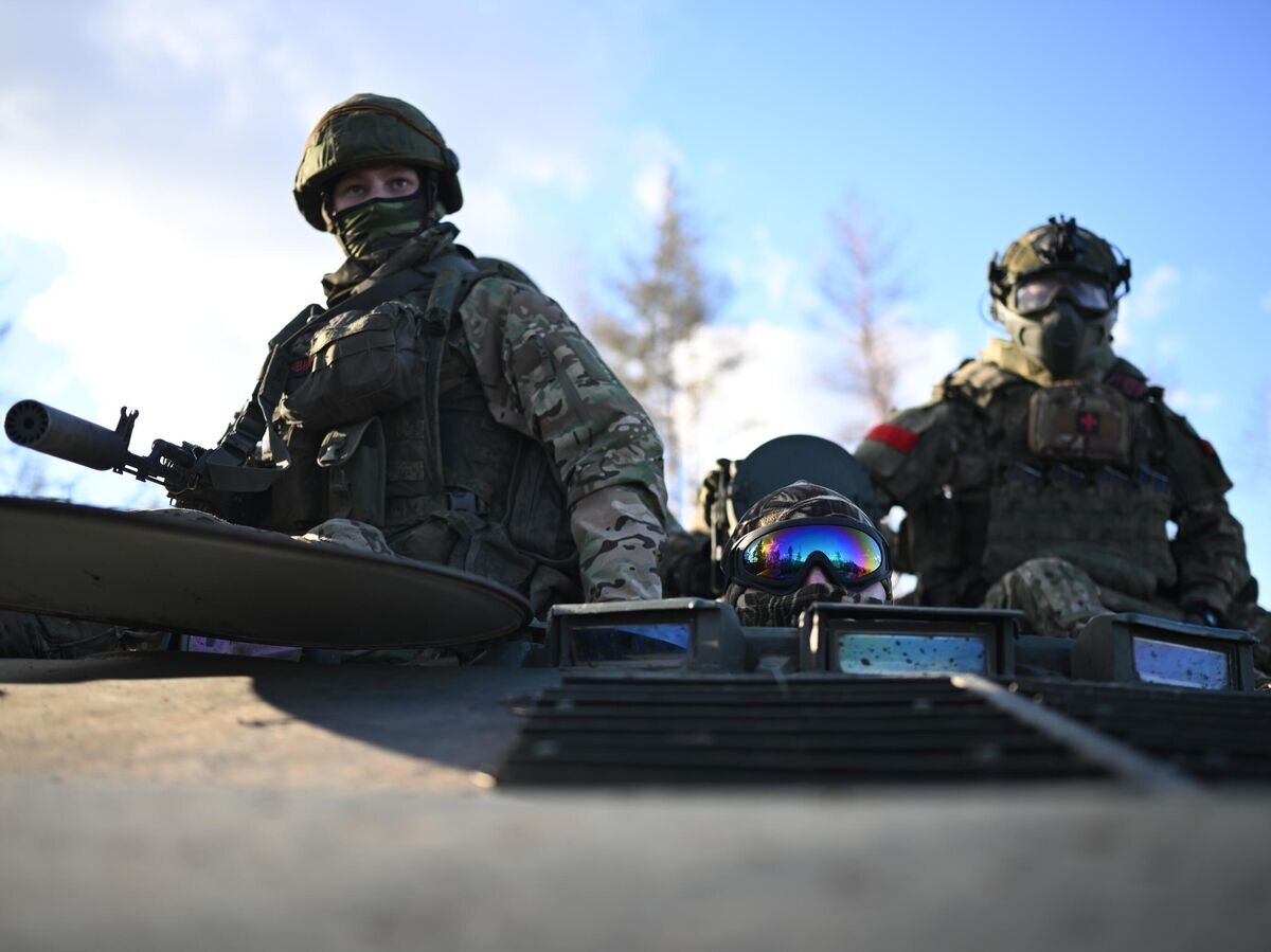    Российские военные в зоне проведения спецоперации© РИА Новости / Алексей Майшев