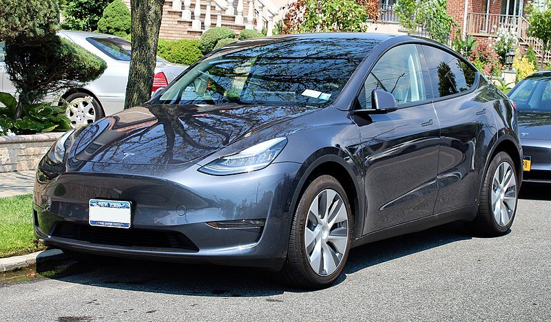  Tesla Model Y