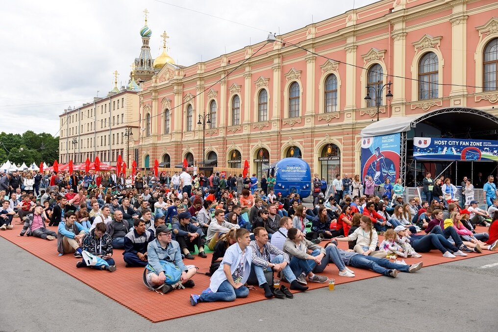 Массовые мероприятия. Культурно-массовые мероприятия. Площадь революции челябинск на день города. Театральная площадь челябинск 9 мая. Мероприятия пл.