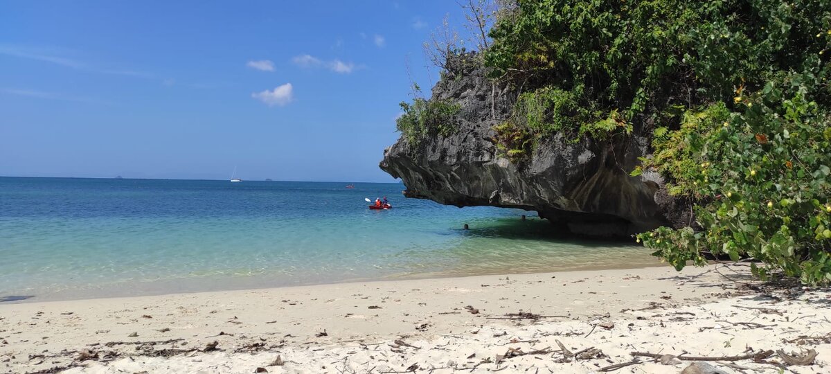 Пляж Прананг, Краби, декабрь 2023