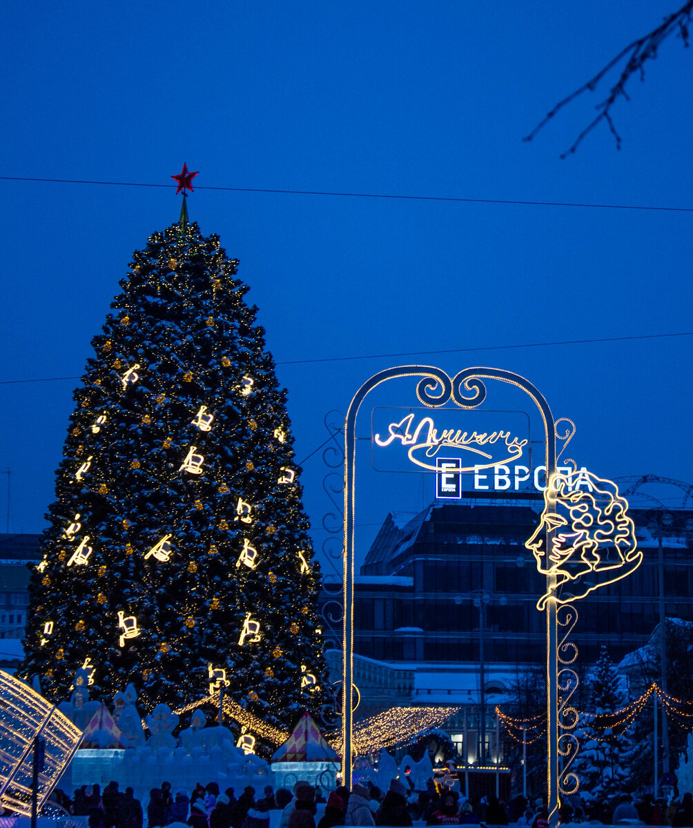 Американцы в повседневной жизни. Мем с ди каприо про лето. Парад московского студенчества. Новости митинга в москве сейчас. Митинг в москве 20 июля 2019.