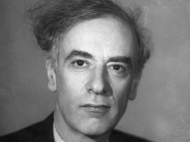 Советский физик Лев Давидович Ландау.