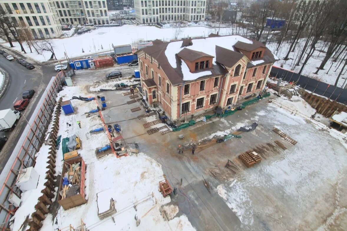 Листайте вправо, чтобы увидеть больше изображений