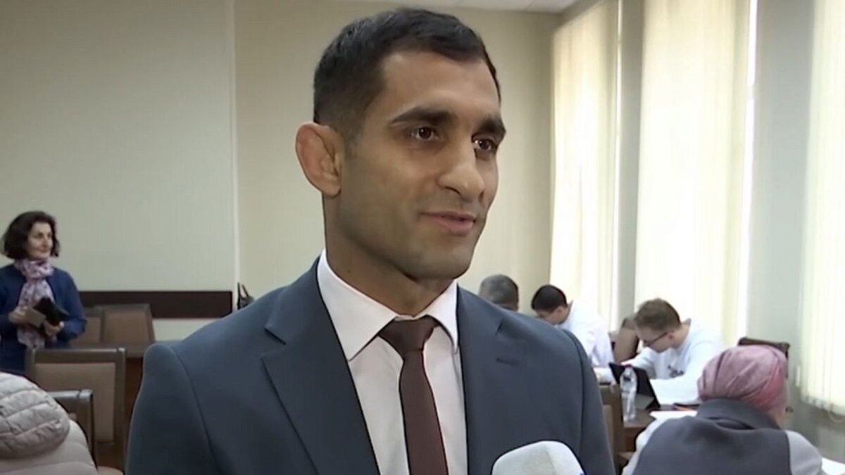    Борец Степан Маранян поддержал Владимира Путина. Фото: администрация Краснодарского края