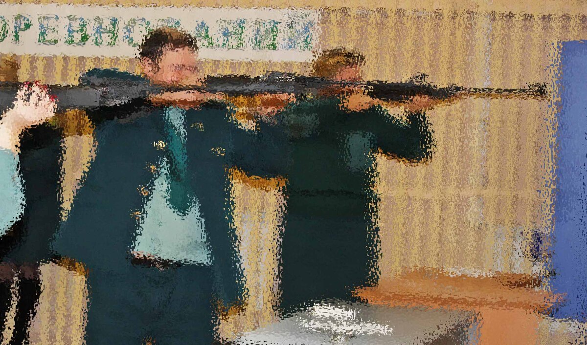 В соревнованиях по стрельбе, кстати, минимальный риск использования нечестной конкуренции...