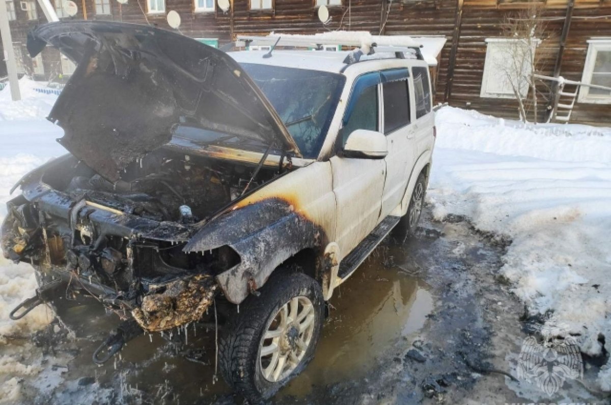    Застрявшие «Ласточки», сгоревшие авто.