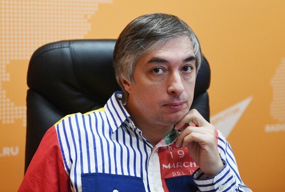    Ровшан Аскеров