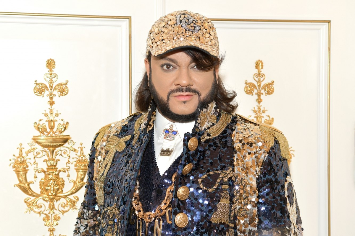 Стиль "Я надену всё лучшее сразу" - это не только Филипп, но и его дом. 