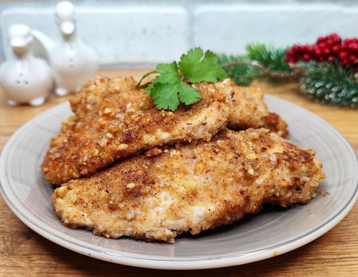 Курица по арабски с орехами. Куриная грудка по королевски. Курица по арабский. Куриная грудка по царски. Куриное филе по царски.