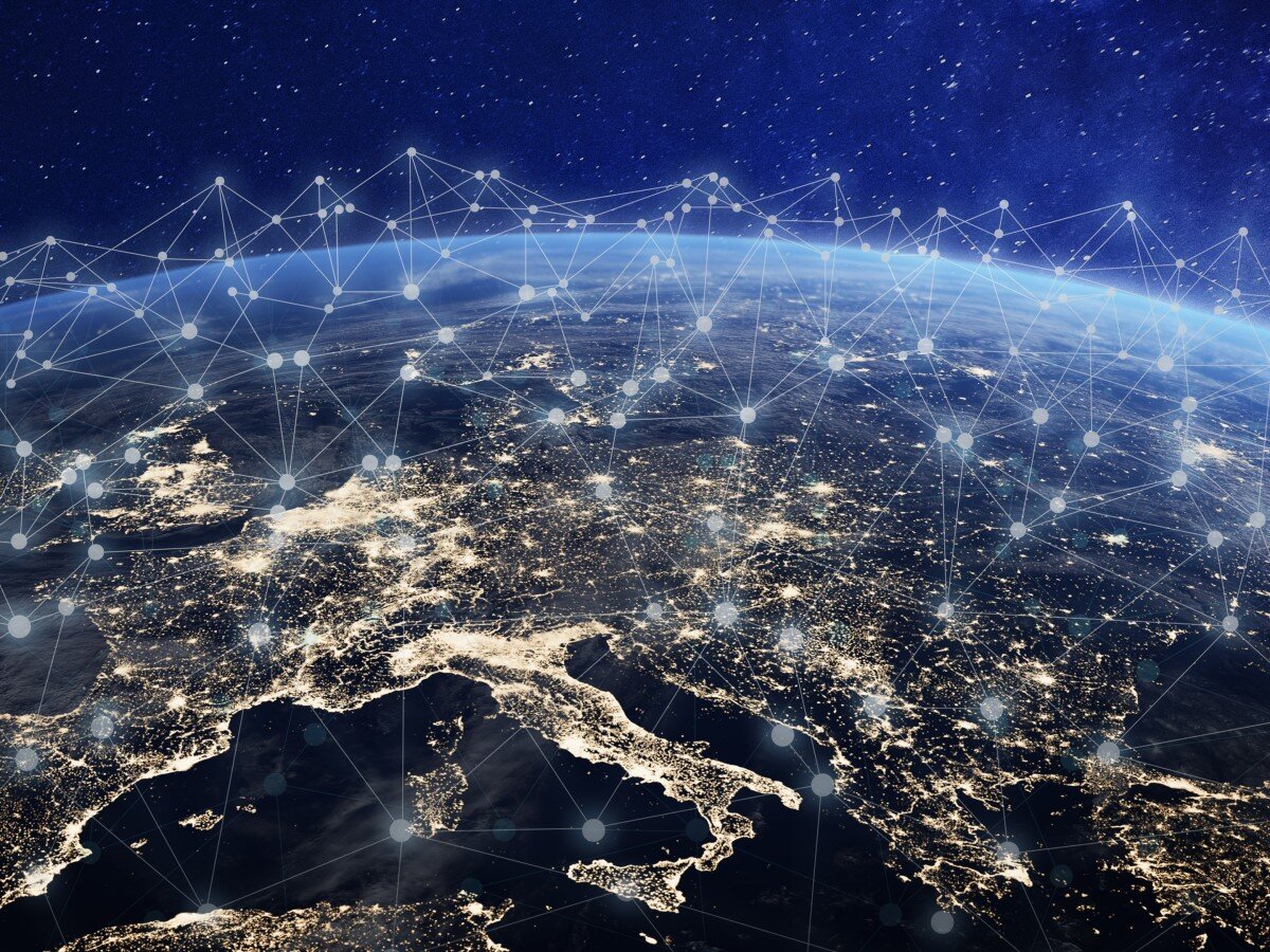    SpaceX запустила в космос базовые станции для раздачи 5G-интернета