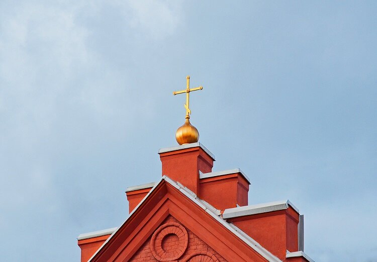 Купол над кровлей храма-часовни (восстановлен в августе 2016 г.)