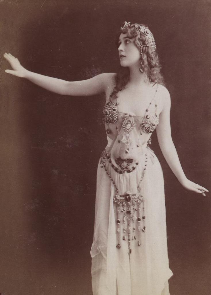 Почему русский князь не женился на итальянской певице Лине Кавальери, которую на