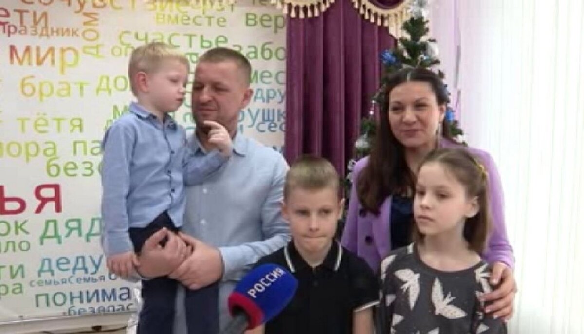    Курские приёмные семьи поздравили с январскими праздниками