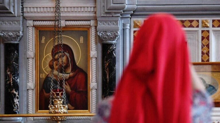    В Оренбургской епархии рассказали, когда пройдут Рождественские богослужения Марина Шарт