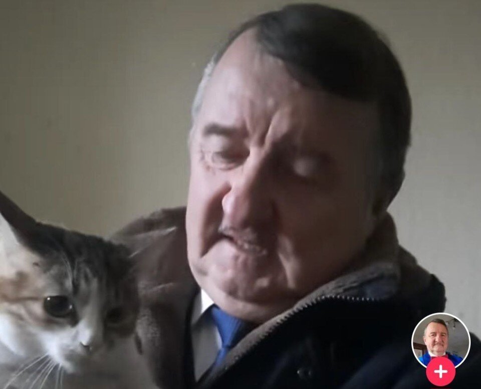    Известный белорусский юморист рассказал о поисках домашней любимицы в новогоднюю ночь. Фото: личная страница Евгения Крыжановского в соцсети.