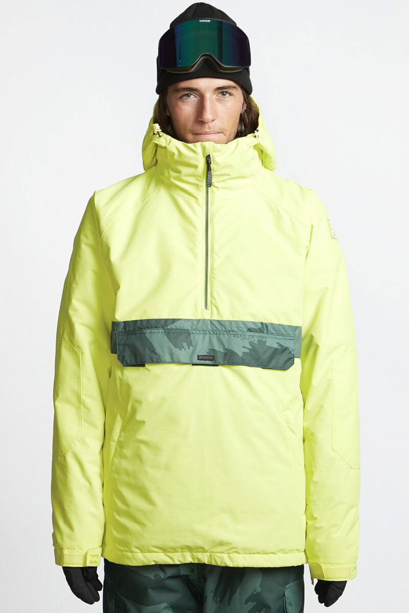 Куртка типа "анорак" – достаточно популярный вариант для сноубординга. Отличается большим карманом на животе, свободным кроем и молнией почти до середины.