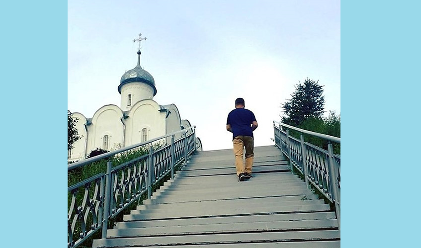 «Священник не психотерапевт, он занимается душой»: кто такой духовник и как его выбрать