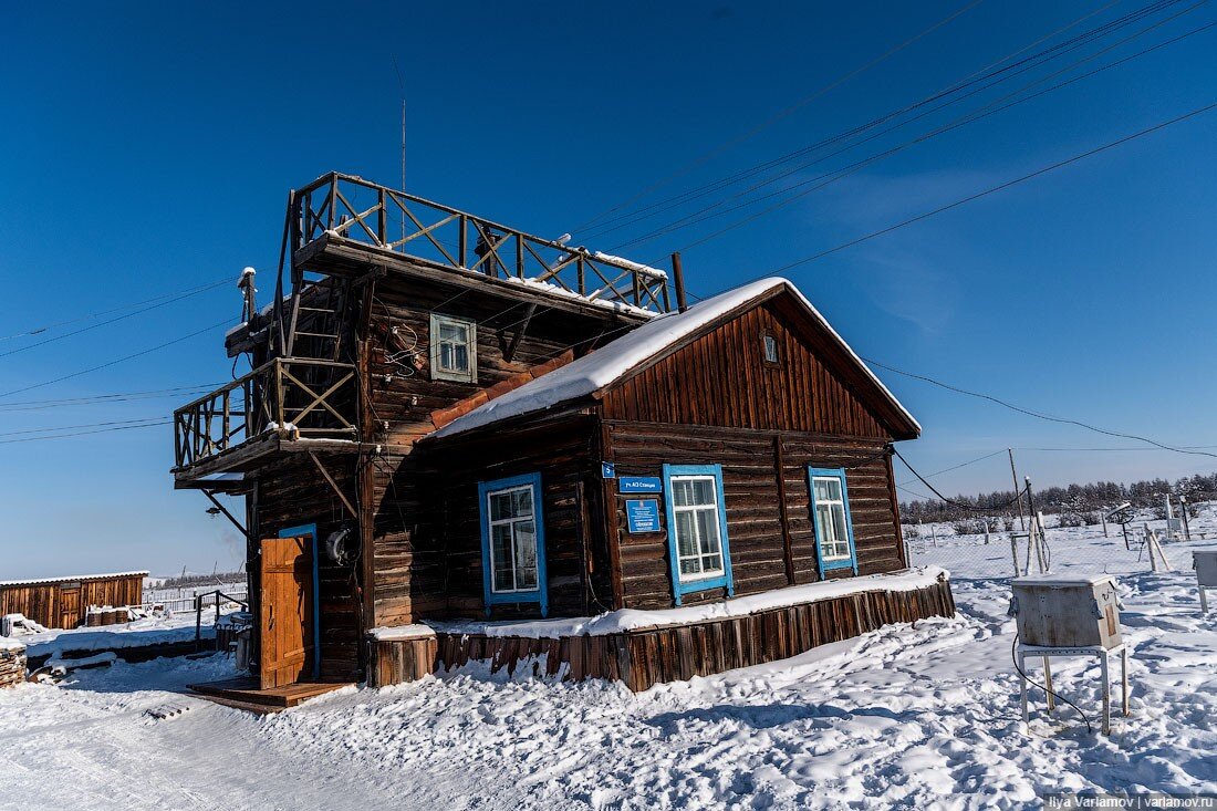 Проживающей в поселке