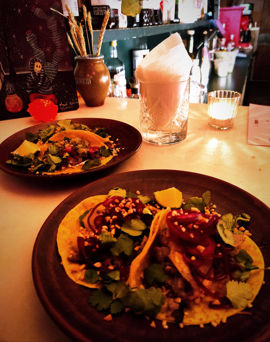 Сердце тюмени. Стелла города тюмень. Я люблю тюмень стелла. Сердце сибири тюмень жилой комплекс. Тюмень арт объект сердце.