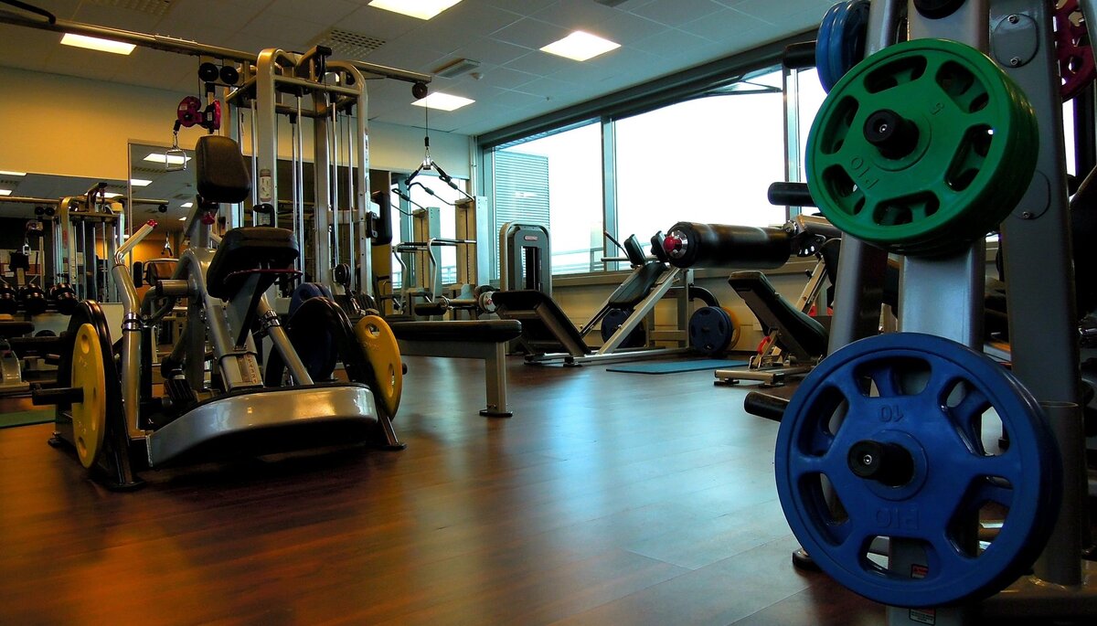 Тренажерный зал, фото из открытого фотобанка
