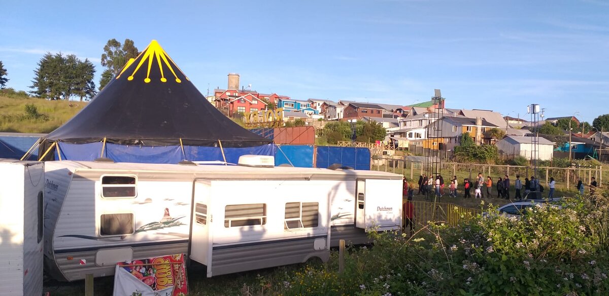 Жители Кальбуко стягиваются к цирку