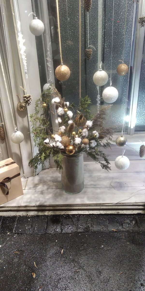 Витрина ателье 