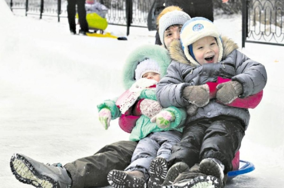 Сочинский океанариум в адлере. Бухта развлечений пенза. Фэнтези парк аквапарк в марьино. Иркутск ледяной городок в солнечном 2020. Развлекательные места в иркутске.