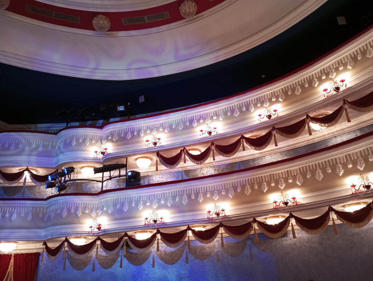 Фото автора. Малый зал. 