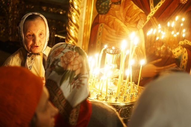    Канун праздника именуется Сочельником.