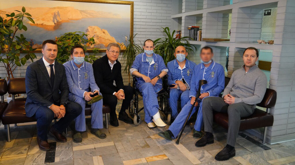    Встреча с участниками СВО из Башкортостана в госпитале им. Бурденко, Москва, декабрь 2023 г.